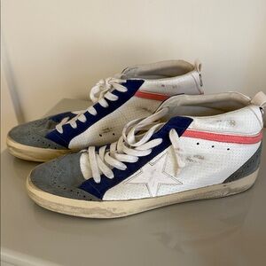 GOLDEN GOODE Mid Star White Leather High-Top Sneakers with Blue Suede